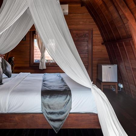 Melasti Beach Bungalows アメッド エクステリア 写真