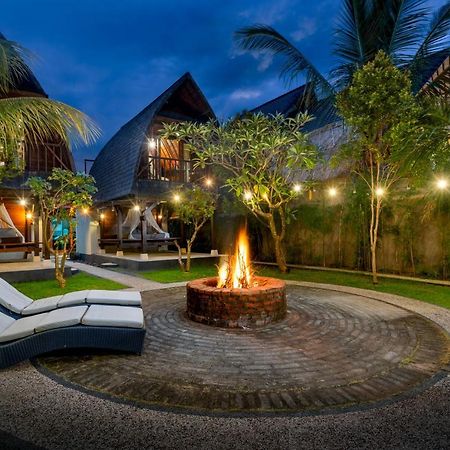 Melasti Beach Bungalows アメッド エクステリア 写真